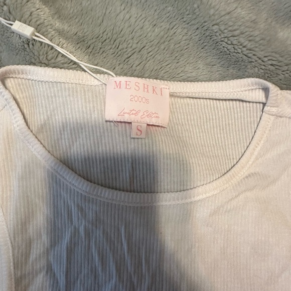 Meshki Cream Ribbed Tank Top - Picture 2 of 4